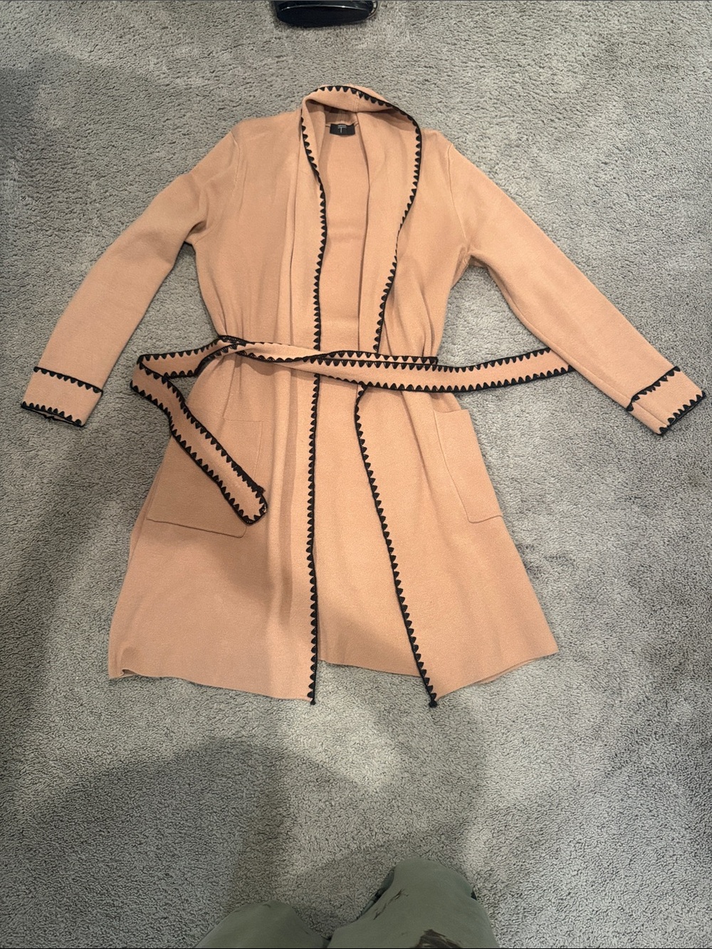 Tahari Camel Beige Robe with Black Scallop Trim